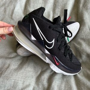 2020 LeBron 17 Low 'Multi-Color' Nike